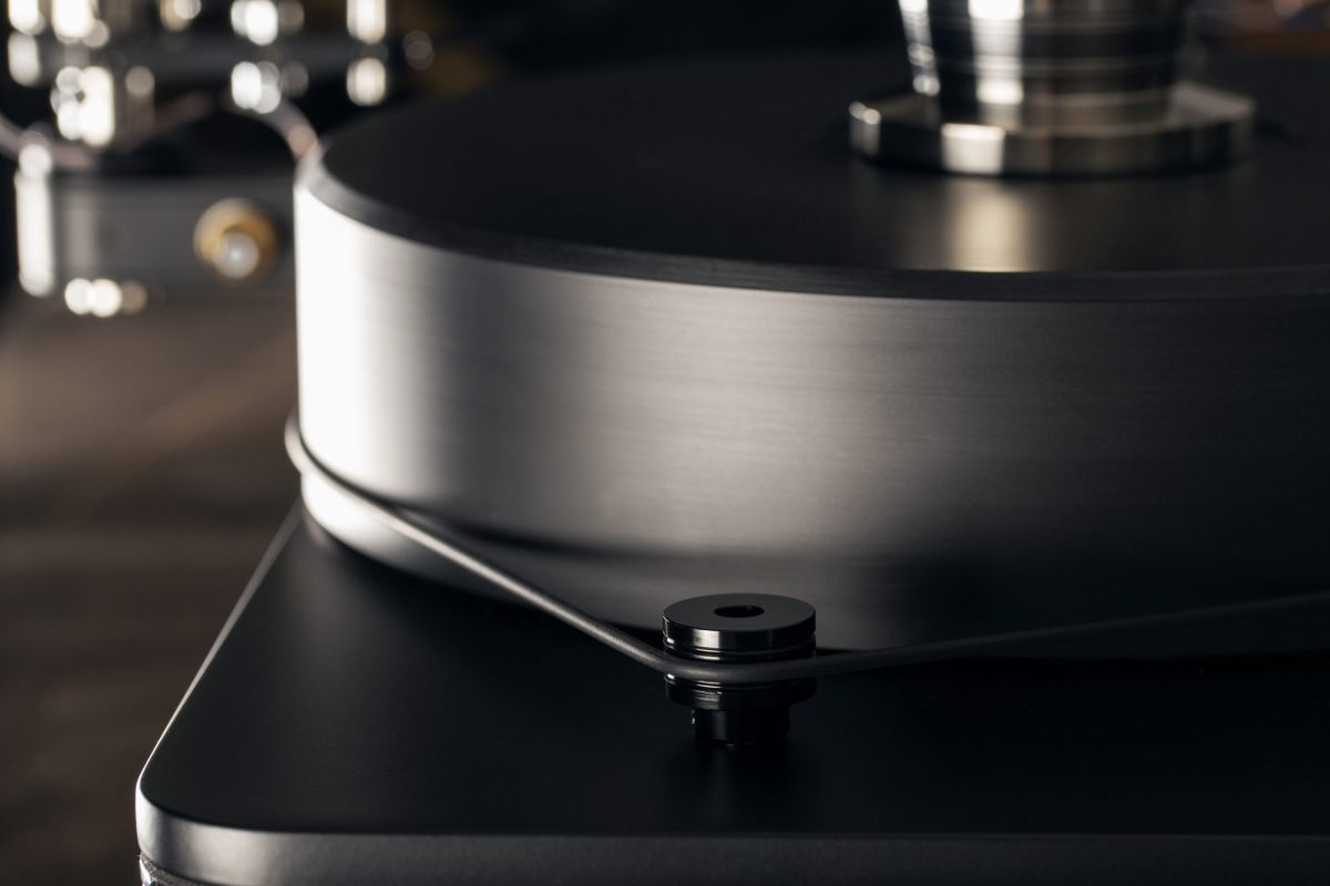 BennyAudio Immersion II – gramofon high-end z ramieniem unipivot 12,5″ - Media Hit - Sklep audio
