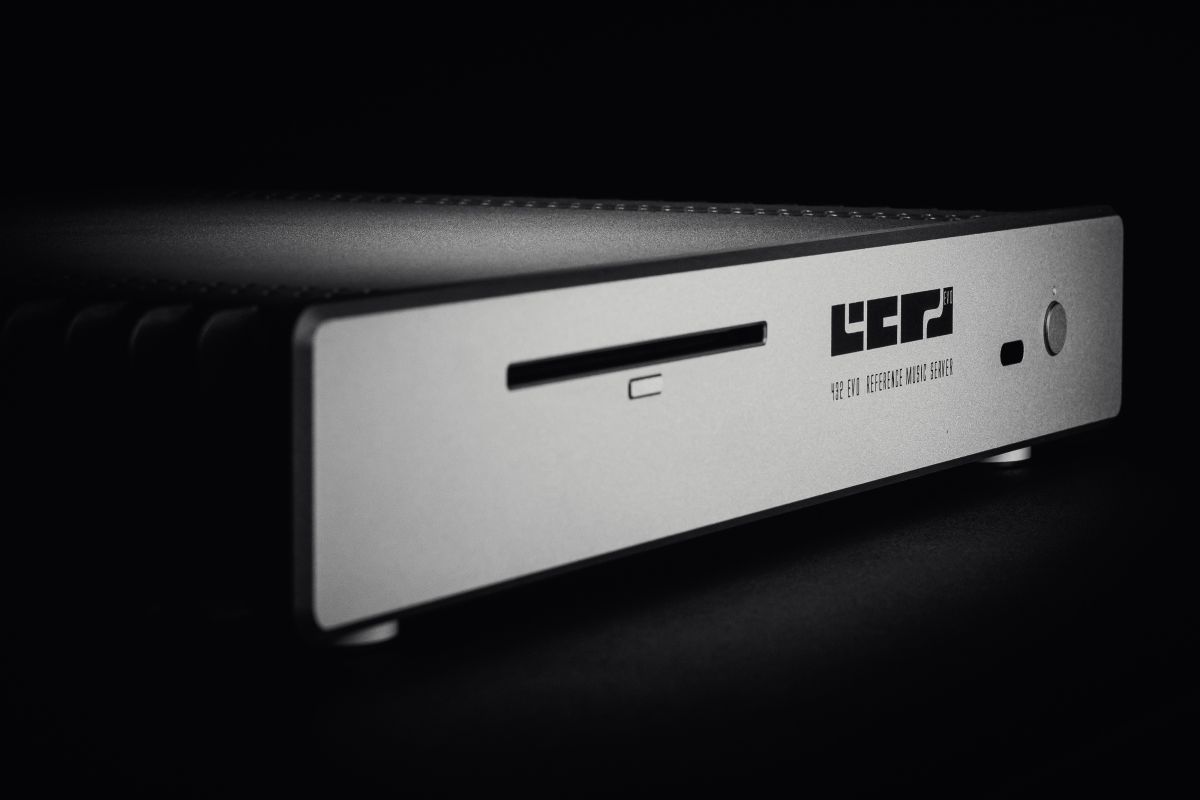432 EVO Standard – serwer muzyczny z Roon, dyskiem SSD i ripperem CD - Media Hit - Sklep audio