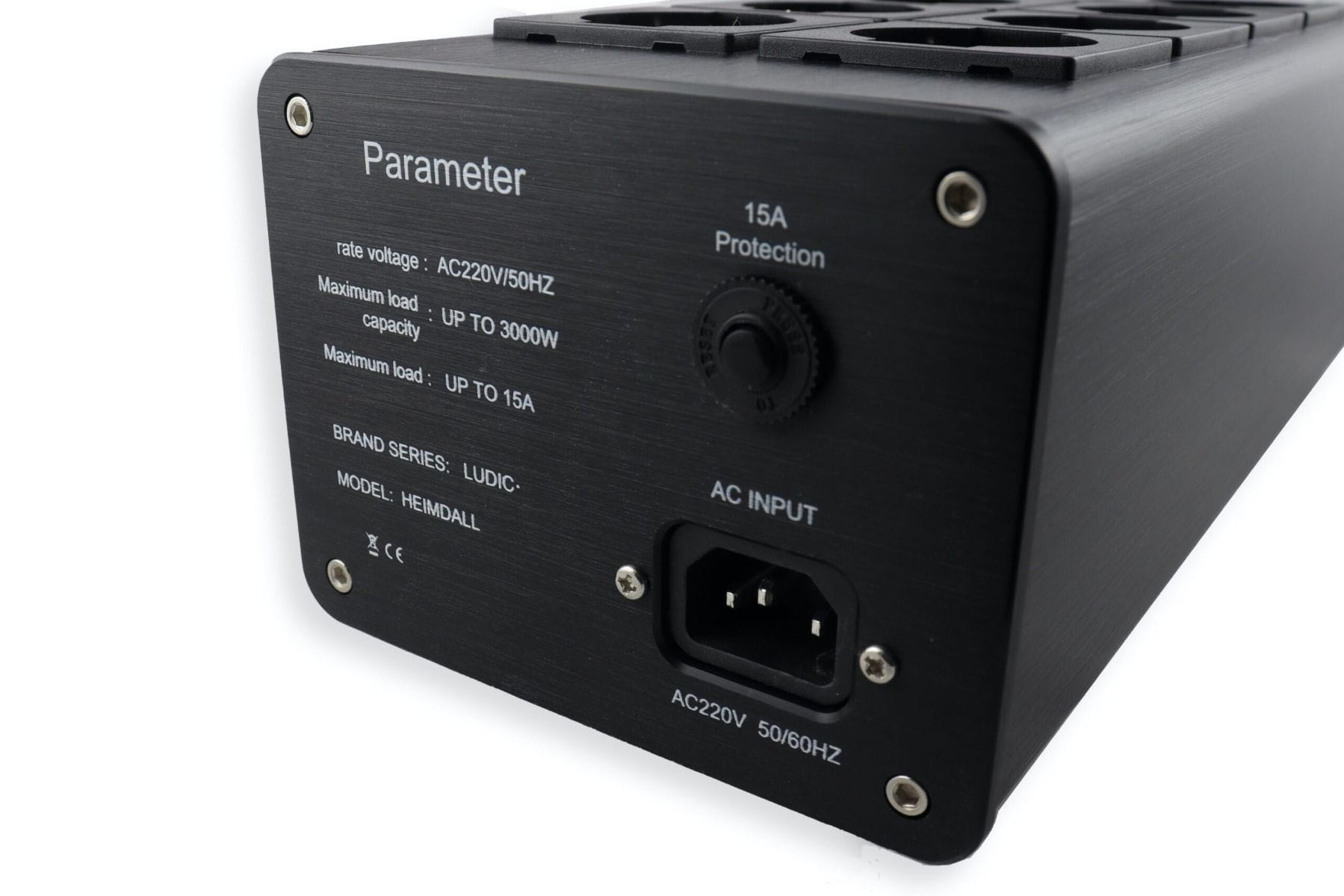 LUDIC AUDIO HEIMDALL NETFILTER – LISTWA ZASILAJĄCA BLACK  - Media Hit - Sklep audio