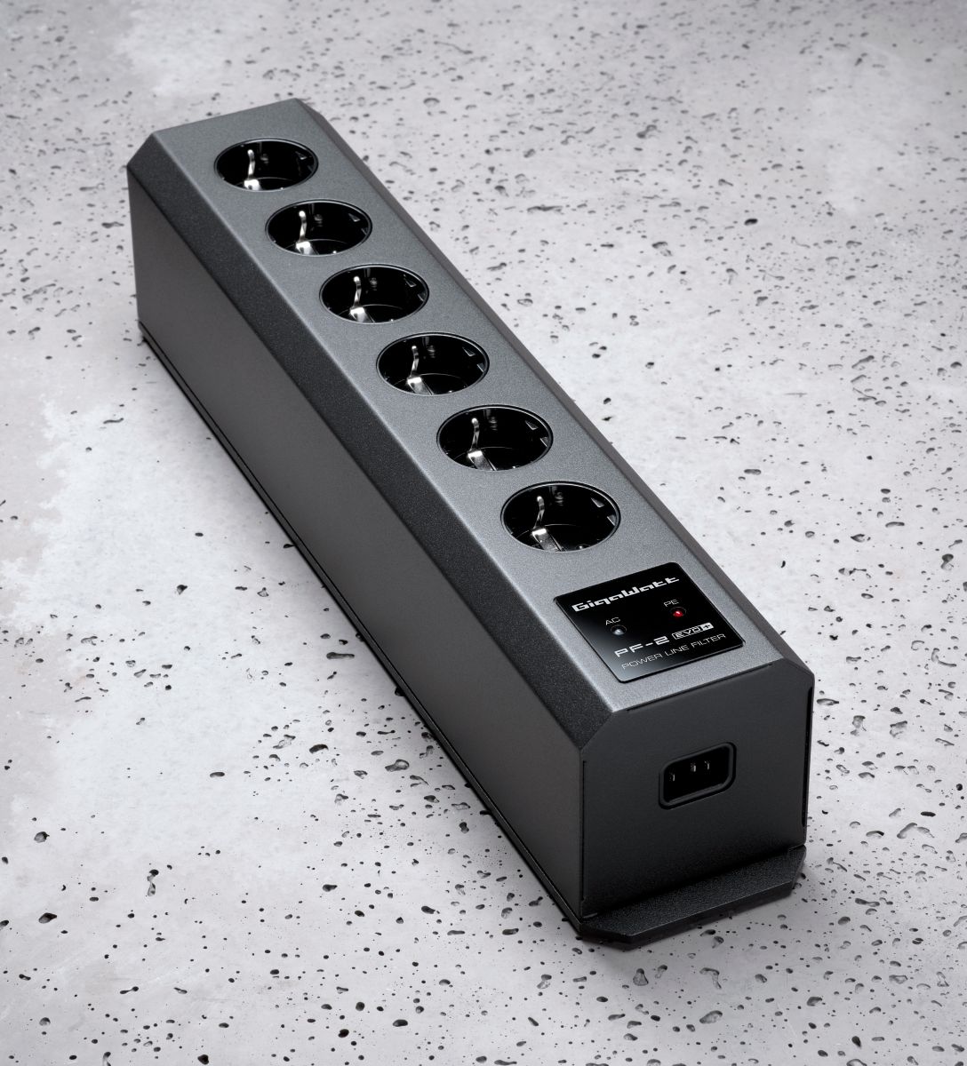 GigaWatt PF-2 EVO+ + LC-2 EVO – listwa filtrująca z przewodem zasilającym - Media Hit - Sklep audio